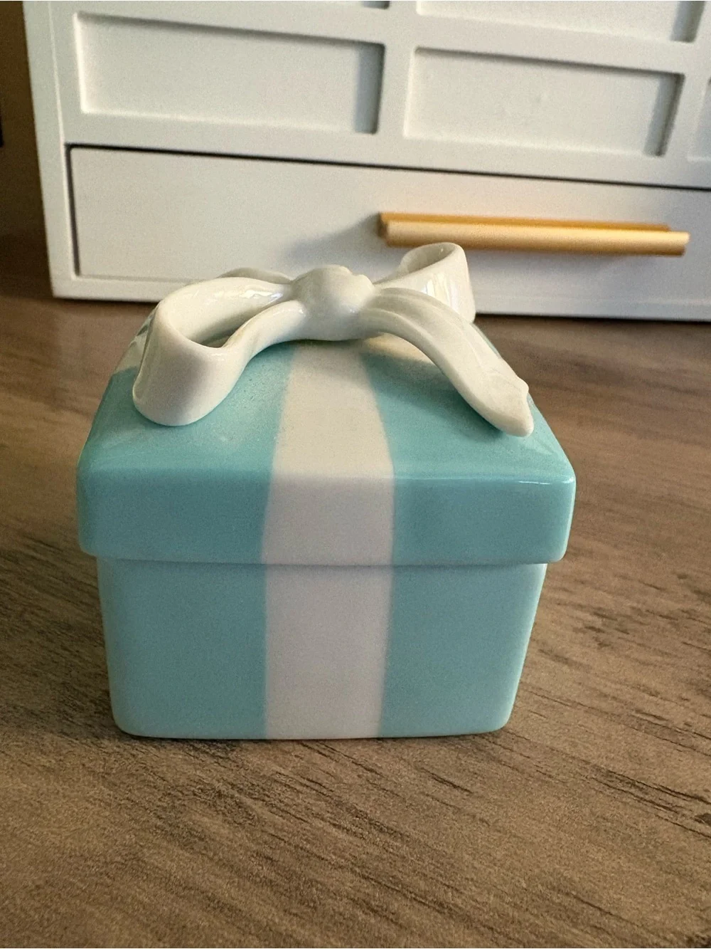 Tiffany & Co. Blue and White gift box